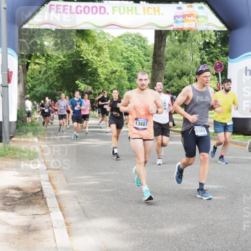 29.06.2025 - hella hamburg halbmarathon MichiJ http://msf.ph/oto/8291865 29.06.2025 10:33:41 Zwischen KM18-KM19 1920, 4277, 6831, 7087, 11495, 12161, 12579, 13687, 14228, 14462, 14764, 14783, 15362, 15365, 16803, 17492, 17544, 17835 meine-sportfotos.de