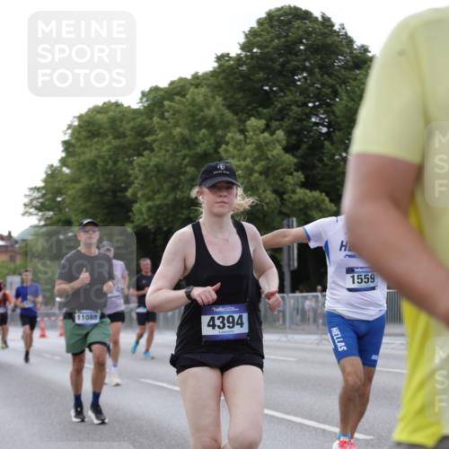 29.06.2025 - hella hamburg halbmarathon Jannik Wohlers http://msf.ph/oto/8291898 29.06.2025 10:04:28 Lombardsbrücke 1126, 1316, 1347, 1559, 2463, 2628, 2698, 4293, 4394, 4538, 4951, 5869, 6311, 7302, 8049, 9019, 10100, 11088, 11551, 11595, 12125, 13242, 13533, 15532, 16134, 16357, 16579, 16995, 17112, 17540, 17814, 17818, 18556 meine-sportfotos.de