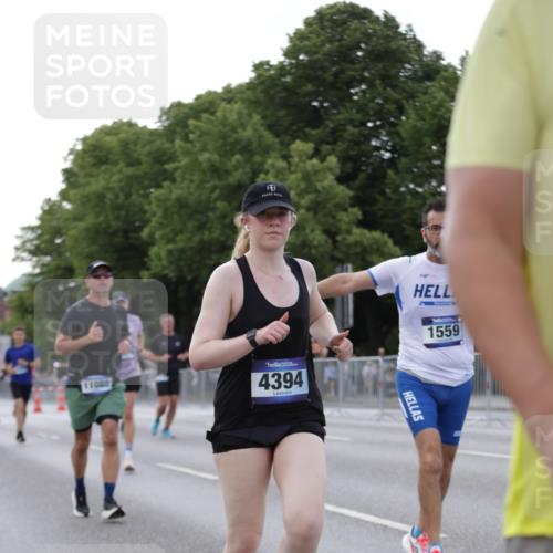 29.06.2025 - hella hamburg halbmarathon Jannik Wohlers http://msf.ph/oto/8291914 29.06.2025 10:04:28 Lombardsbrücke 1126, 1316, 1347, 1559, 2463, 2628, 2698, 4293, 4394, 4538, 4951, 5869, 6311, 7302, 8049, 9019, 10100, 11088, 11551, 11595, 12125, 13242, 13533, 15532, 16134, 16357, 16579, 16995, 17112, 17540, 17814, 17818, 18556 meine-sportfotos.de