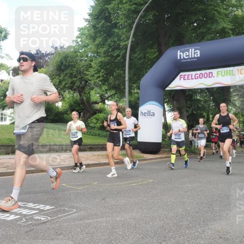 29.06.2025 - hella hamburg halbmarathon KatJ http://msf.ph/oto/8292022 29.06.2025 10:42:15 Zwischen KM18-KM19 1125, 2612, 3177, 3861, 5021, 6082, 6084, 6433, 6443, 6569 meine-sportfotos.de