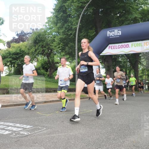 29.06.2025 - hella hamburg halbmarathon KatJ http://msf.ph/oto/8292114 29.06.2025 10:42:17 Zwischen KM18-KM19 1125, 2474, 2612, 3037, 3861, 5021, 5672, 6082, 6443 meine-sportfotos.de