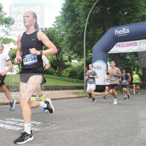 29.06.2025 - hella hamburg halbmarathon KatJ http://msf.ph/oto/8292150 29.06.2025 10:42:17 Zwischen KM18-KM19 1125, 2474, 2612, 3037, 3861, 5021, 5672, 6082, 6443 meine-sportfotos.de