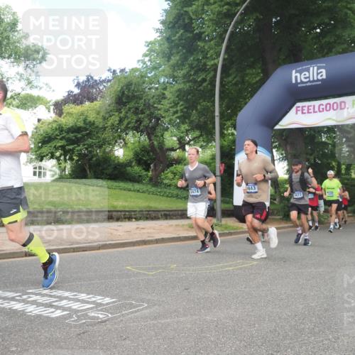 29.06.2025 - hella hamburg halbmarathon KatJ http://msf.ph/oto/8292177 29.06.2025 10:42:17 Zwischen KM18-KM19 1125, 2474, 2612, 3037, 3861, 5021, 5672, 6082, 6443 meine-sportfotos.de