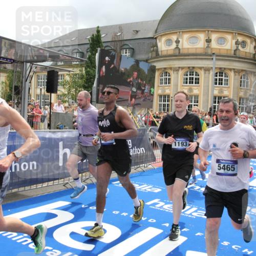 29.06.2025 - hella hamburg halbmarathon Michael Strokosch http://msf.ph/oto/8292199 29.06.2025 10:56:21 Ziel 1193, 4029, 5465, 5672, 7547, 9903, 10789, 11231, 11309, 12348, 15300, 15484, 16113, 16375, 16634, 17468, 18117, 18495, 18652, 18741, 19152 meine-sportfotos.de
