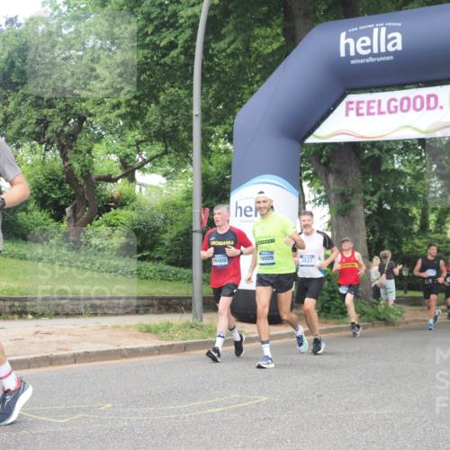 29.06.2025 - hella hamburg halbmarathon KatJ http://msf.ph/oto/8292260 29.06.2025 10:42:19 Zwischen KM18-KM19 1125, 2474, 2612, 3037, 3794, 5672, 6443 meine-sportfotos.de