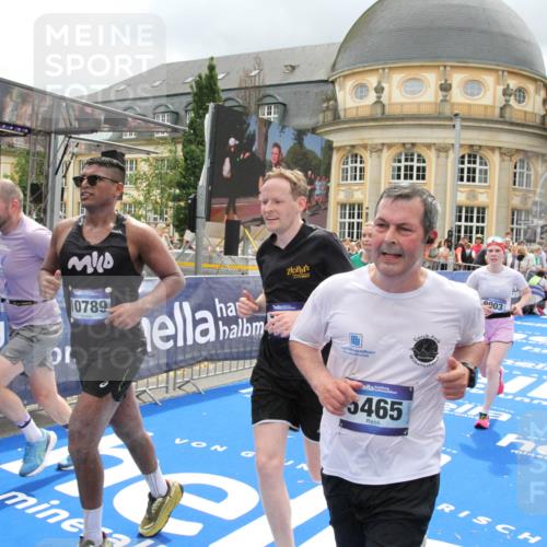29.06.2025 - hella hamburg halbmarathon Michael Strokosch http://msf.ph/oto/8292263 29.06.2025 10:56:21 Ziel 1193, 4029, 5465, 5672, 7547, 9903, 10789, 11231, 11309, 12348, 15300, 15484, 16113, 16375, 16634, 17468, 18117, 18495, 18652, 18741, 19152 meine-sportfotos.de