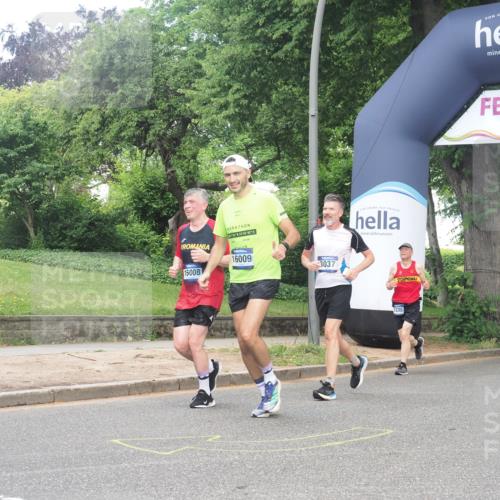 29.06.2025 - hella hamburg halbmarathon KatJ http://msf.ph/oto/8292309 29.06.2025 10:42:20 Zwischen KM18-KM19 1125, 2474, 2612, 3037, 3794, 5672, 6443 meine-sportfotos.de