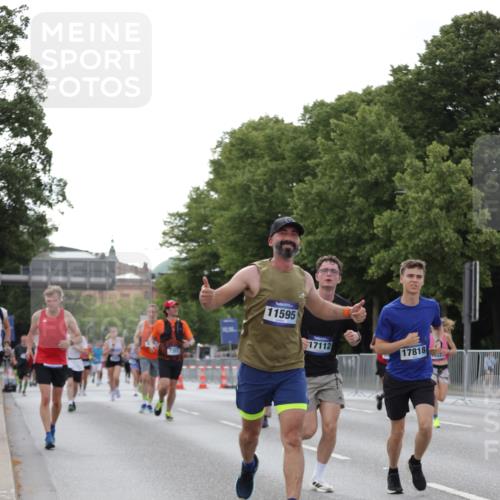 29.06.2025 - hella hamburg halbmarathon Jannik Wohlers http://msf.ph/oto/8292326 29.06.2025 10:04:32 Lombardsbrücke 1126, 1316, 1559, 2424, 2463, 2628, 2698, 3071, 3413, 4394, 4538, 4951, 7302, 8049, 8089, 9019, 11088, 11551, 11595, 12125, 13242, 13327, 16134, 16357, 16579, 16995, 17112, 17540, 17814, 17818, 18189, 18556 meine-sportfotos.de
