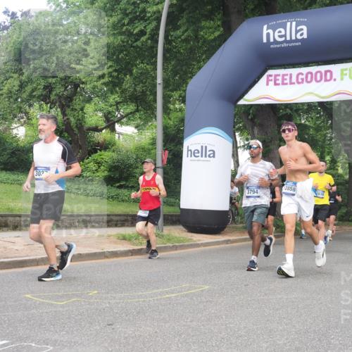 29.06.2025 - hella hamburg halbmarathon KatJ http://msf.ph/oto/8292331 29.06.2025 10:42:21 Zwischen KM18-KM19 1125, 2474, 3037, 3794, 5672, 6443 meine-sportfotos.de