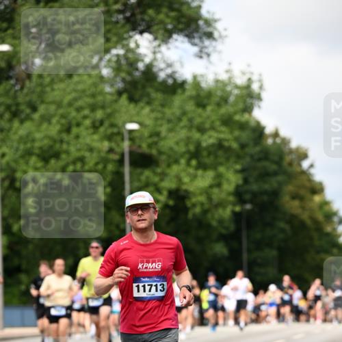 29.06.2025 - hella hamburg halbmarathon Dr. Thomas Lammeyer http://msf.ph/oto/8292738 29.06.2025 10:37:26 Kennedybrücke 1078, 1199, 1324, 1373, 1879, 1995, 2085, 2342, 2384, 2838, 3341, 3422, 3560, 3812, 3871, 4030, 4164, 4446, 5180, 5581, 5917, 6773, 6999, 7308, 7309, 7705, 8175, 8595, 8839, 8891, 8993, 9289, 9591, 9750, 9768, 9780 meine-sportfotos.de