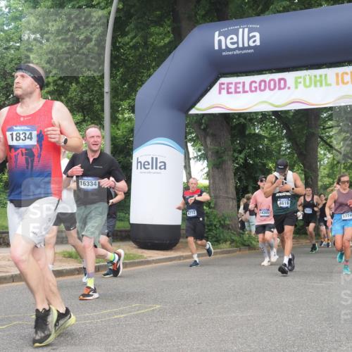 29.06.2025 - hella hamburg halbmarathon KatJ http://msf.ph/oto/8292910 29.06.2025 10:42:28 Zwischen KM18-KM19 1834, 1877, 4616, 6891, 7976 meine-sportfotos.de