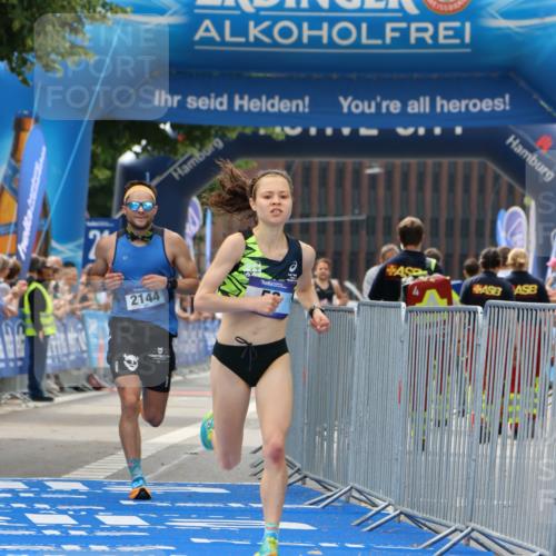 29.06.2025 - hella hamburg halbmarathon Strokosch-Dieckow http://msf.ph/oto/8292924 29.06.2025 10:19:04 Ziel 53, 2144 meine-sportfotos.de