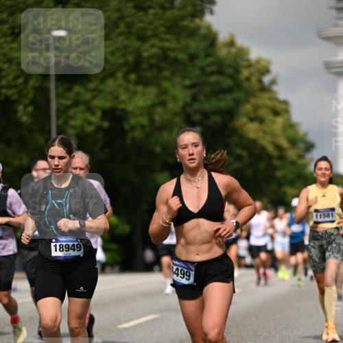 29.06.2025 - hella hamburg halbmarathon Dr. Thomas Lammeyer http://msf.ph/oto/8292948 29.06.2025 10:16:09 Kennedybrücke 1249, 1610, 1785, 1790, 1850, 1851, 2963, 2964, 3182, 3248, 3262, 3746, 3837, 4453, 4499, 5166, 5176, 6822, 6871, 6966, 7370, 8206, 8207, 8971, 9119, 9253, 9254, 9405, 9428, 10685 meine-sportfotos.de