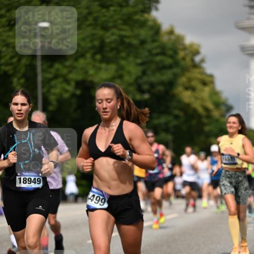 29.06.2025 - hella hamburg halbmarathon Dr. Thomas Lammeyer http://msf.ph/oto/8292994 29.06.2025 10:16:10 Kennedybrücke 1249, 1610, 1785, 1790, 1850, 1851, 2963, 2964, 3182, 3248, 3262, 3746, 3837, 4453, 4499, 5166, 5176, 6822, 6871, 6966, 7370, 8206, 8207, 8971, 9119, 9253, 9254, 9405, 9428, 10685 meine-sportfotos.de