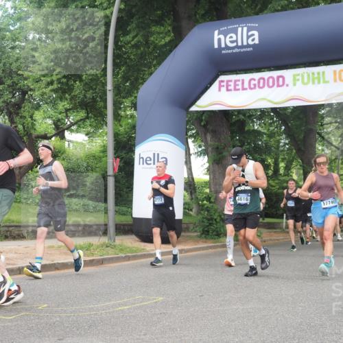 29.06.2025 - hella hamburg halbmarathon KatJ http://msf.ph/oto/8293020 29.06.2025 10:42:29 Zwischen KM18-KM19 1834, 1877, 4616, 4772, 6891, 7594, 7976 meine-sportfotos.de