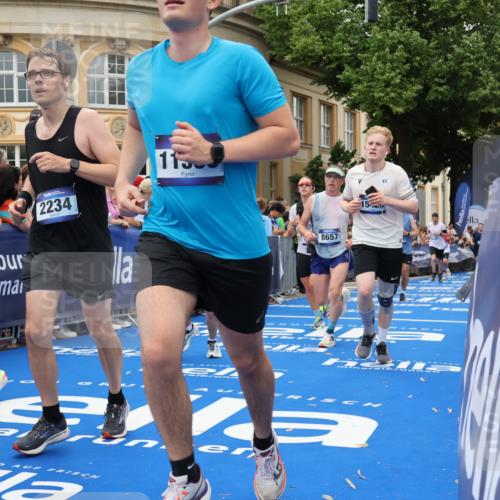 29.06.2025 - hella hamburg halbmarathon Strokosch-Dieckow http://msf.ph/oto/8293247 29.06.2025 10:50:45 Ziel 1466, 2234, 2788, 3947, 4839, 5018, 5115, 6712, 7052, 7134, 7583, 7952, 8205, 8657, 10750, 11356, 13701, 15395, 15426, 15720, 16291, 17129, 17908, 18182, 18229, 18370, 18413, 18820 meine-sportfotos.de