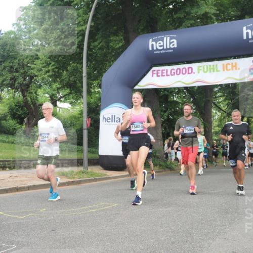 29.06.2025 - hella hamburg halbmarathon KatJ http://msf.ph/oto/8293372 29.06.2025 10:42:31 Zwischen KM18-KM19 1834, 1877, 2029, 4616, 4772, 6891, 7594, 7976 meine-sportfotos.de