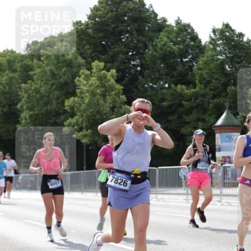 29.06.2025 - hella hamburg halbmarathon Jannik Wohlers http://msf.ph/oto/8293736 29.06.2025 10:04:45 Lombardsbrücke 1863, 2424, 3071, 3413, 3578, 4220, 6059, 6907, 6908, 7302, 7826, 8089, 8999, 9007, 9165, 11595, 13327, 13717, 14203, 16134, 16478, 17112, 17707, 17818, 18189, 18556, 18616, 18617, 19034 meine-sportfotos.de