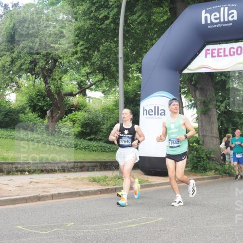 29.06.2025 - hella hamburg halbmarathon KatJ http://msf.ph/oto/8293757 29.06.2025 10:42:34 Zwischen KM18-KM19 1179, 1834, 2029, 4616, 4772, 7594, 7646, 7976 meine-sportfotos.de