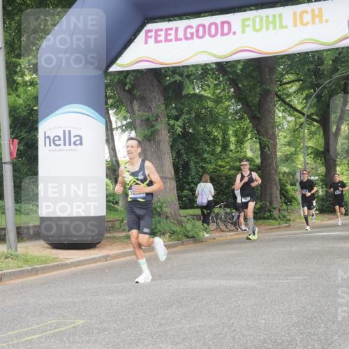 29.06.2025 - hella hamburg halbmarathon KatJ http://msf.ph/oto/8293944 29.06.2025 10:13:17 Zwischen KM18-KM19  meine-sportfotos.de