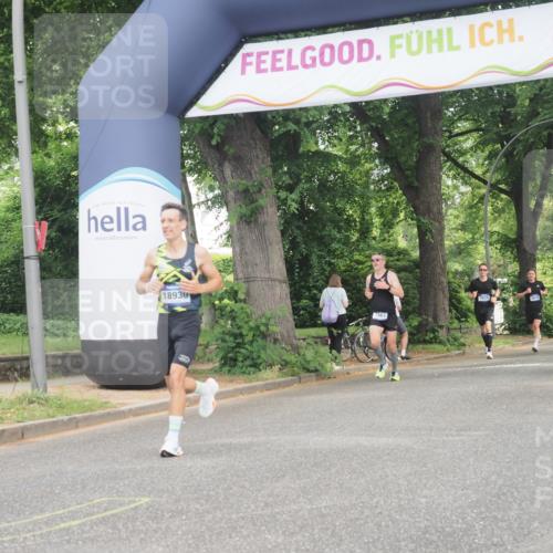 29.06.2025 - hella hamburg halbmarathon KatJ http://msf.ph/oto/8294029 29.06.2025 10:13:18 Zwischen KM18-KM19 7862 meine-sportfotos.de
