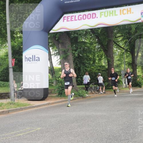 29.06.2025 - hella hamburg halbmarathon KatJ http://msf.ph/oto/8294156 29.06.2025 10:13:19 Zwischen KM18-KM19 7834, 7862 meine-sportfotos.de