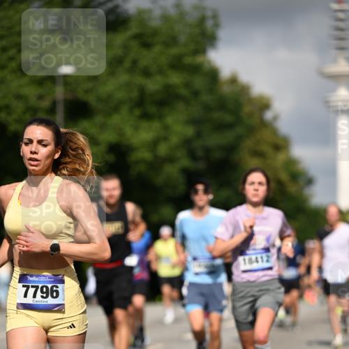29.06.2025 - hella hamburg halbmarathon Dr. Thomas Lammeyer http://msf.ph/oto/8294181 29.06.2025 09:53:32 Kennedybrücke 1445, 1615, 1675, 1800, 1803, 1975, 2324, 2415, 2573, 2949, 3431, 3530, 4303, 4425, 4528, 5248, 5436, 5791, 5803, 6123, 6682, 7495, 7774, 7796, 8629, 8925, 9265, 9294, 9711, 9979, 10894 meine-sportfotos.de