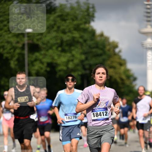 29.06.2025 - hella hamburg halbmarathon Dr. Thomas Lammeyer http://msf.ph/oto/8294239 29.06.2025 09:53:32 Kennedybrücke 1445, 1615, 1675, 1800, 1803, 1975, 2324, 2415, 2573, 2949, 3431, 3530, 4303, 4425, 4528, 5248, 5436, 5791, 5803, 6123, 6682, 7495, 7774, 7796, 8629, 8925, 9265, 9294, 9711, 9979, 10894 meine-sportfotos.de