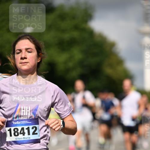 29.06.2025 - hella hamburg halbmarathon Dr. Thomas Lammeyer http://msf.ph/oto/8294734 29.06.2025 09:53:34 Kennedybrücke 1615, 1675, 1800, 1803, 1975, 2324, 2415, 2949, 3332, 3431, 3530, 4303, 4425, 4528, 5248, 5436, 5791, 5803, 6682, 7495, 7774, 7796, 8629, 8925, 9265, 9294, 9302, 9711, 9979, 10894 meine-sportfotos.de