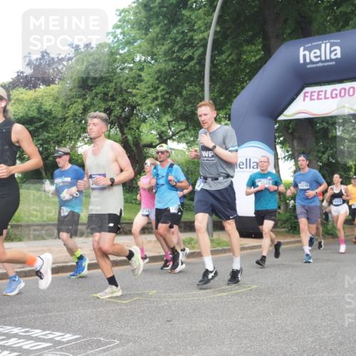 29.06.2025 - hella hamburg halbmarathon KatJ http://msf.ph/oto/8295526 29.06.2025 10:42:43 Zwischen KM18-KM19 2378, 3048, 3435, 3668, 5465, 7742, 8573, 8691 meine-sportfotos.de