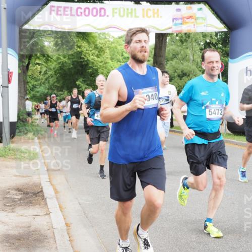 29.06.2025 - hella hamburg halbmarathon MichiJ http://msf.ph/oto/8295748 29.06.2025 10:34:11 Zwischen KM18-KM19 1012, 2189, 3304, 4091, 4237, 4949, 5472, 6290, 6460, 7961, 8023, 8269, 9232, 10792, 13940, 14034, 14911, 17190, 18346, 19128 meine-sportfotos.de
