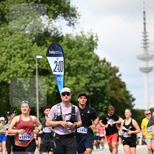 29.06.2025 - hella hamburg halbmarathon Dr. Thomas Lammeyer http://msf.ph/oto/8295951 29.06.2025 10:37:44 Kennedybrücke 1189, 1275, 1896, 1995, 2085, 2342, 2526, 2776, 3341, 3812, 4164, 4361, 4433, 4449, 4807, 5075, 5141, 5180, 5557, 5561, 5584, 5822, 5917, 6773, 6956, 6999, 7308, 7309, 7705, 8620, 8891, 9234, 9258, 9438, 9591, 9706, 9799, 9995, 10800, 11092, 11111, 11237, 11260 meine-sportfotos.de