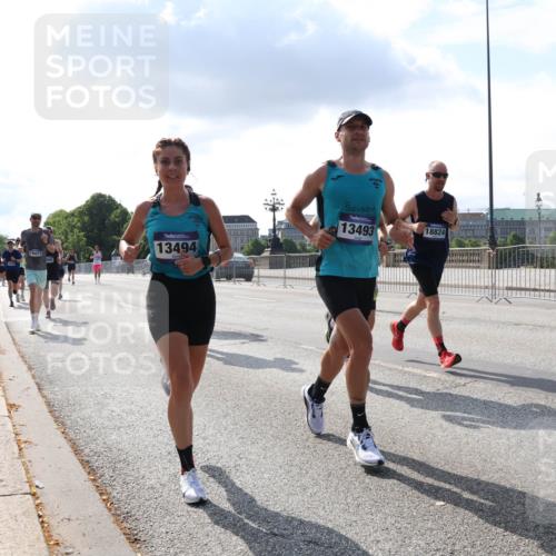 29.06.2025 - hella hamburg halbmarathon Lena Gebhardt http://msf.ph/oto/8296453 29.06.2025 09:46:45 Lombardsbrücke 10477, 13494, 13493, 18824, 1053, 1344, 1411, 1577, 1889, 2243, 3955, 4477, 4944, 5048, 5152, 5193, 5660, 6683, 7080, 7466, 7534, 7622, 7628, 7867, 7901, 8312, 8323, 8784, 8864, 10298, 10477, 10865, 10927, 10929, 11230, 11304, 11661, 11898, 12447, 12899, 12987, 13199, 13252, 13493, 13494, 13617, 13729, 13961, 14069, 14276, 14310, 14385, 15902, 16065, 16140, 16243, 16811, 16931, 16957, 17213 meine-sportfotos.de