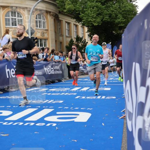 29.06.2025 - hella hamburg halbmarathon Strokosch-Dieckow http://msf.ph/oto/8297031 29.06.2025 10:52:20 Ziel 4140, 4419, 4587, 4837, 5087, 5482, 6164, 7178, 7896, 8371, 8661, 9074, 9876, 11791, 13015, 13211, 13707, 15144, 15446, 17773, 17997 meine-sportfotos.de
