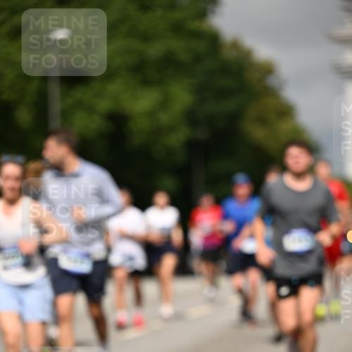 29.06.2025 - hella hamburg halbmarathon Dr. Thomas Lammeyer http://msf.ph/oto/8297069 29.06.2025 10:16:19 Kennedybrücke 1249, 1610, 1785, 1850, 1851, 2963, 2964, 3182, 3248, 3262, 3363, 4453, 4499, 5150, 5166, 5176, 6822, 6871, 7907, 8206, 8207, 8917, 8971, 9253, 9405, 9428, 10067, 10402, 10685, 11025 meine-sportfotos.de