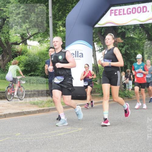 29.06.2025 - hella hamburg halbmarathon KatJ http://msf.ph/oto/8297345 29.06.2025 10:42:59 Zwischen KM18-KM19 2034, 4249, 5721, 5744 meine-sportfotos.de