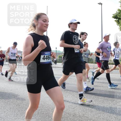 29.06.2025 - hella hamburg halbmarathon Lena Gebhardt http://msf.ph/oto/8297540 29.06.2025 09:59:20 Lombardsbrücke 7603, 13912, 12186, 446, 124, 7129, 8509, 12014, 1319, 1334, 1366, 1485, 1506, 1595, 1642, 1715, 1719, 1972, 2282, 2391, 2630, 2741, 2911, 3037, 3112, 3334, 3715, 4467, 4839, 5299, 5391, 5420, 5457, 5458, 5465, 5492, 5866, 6390, 6399, 6414, 6415, 6416, 6629, 7033, 7037, 7129, 7130, 7232, 7395, 7732, 7833, 7864, 8509, 8520, 8542, 8652, 8772, 8798, 8846, 8929, 9142, 9488, 9655, 9727, 9770, 9884, 9903, 9907, 9922, 10020, 10266, 10488, 11039 meine-sportfotos.de