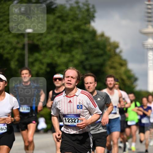 29.06.2025 - hella hamburg halbmarathon Dr. Thomas Lammeyer http://msf.ph/oto/8297880 29.06.2025 09:53:44 Kennedybrücke 1615, 1675, 1688, 1803, 2415, 2568, 2826, 3332, 3530, 4398, 4528, 4823, 5409, 5436, 5791, 5803, 6458, 6529, 6649, 6682, 7495, 7774, 7796, 8450, 8629, 8925, 9017, 9116, 9294, 9302, 9711, 9979, 10218, 10894, 10922, 11379 meine-sportfotos.de