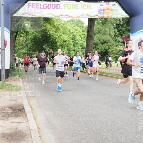 29.06.2025 - hella hamburg halbmarathon MichiJ http://msf.ph/oto/8298090 29.06.2025 10:34:26 Zwischen KM18-KM19 1070, 6532, 8564, 8668, 10208, 10211, 11125, 12277, 13630, 16127, 16475, 17332, 18211, 18476 meine-sportfotos.de