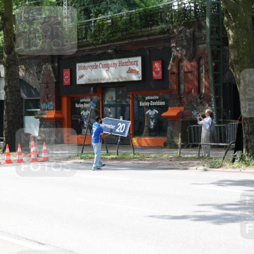 29.06.2025 - hella hamburg halbmarathon Yannick Fuchs http://msf.ph/oto/8298156 29.06.2025 09:53:36 20KM 040, 44, 08, 10, 040, 410, 65, 82, 20 meine-sportfotos.de
