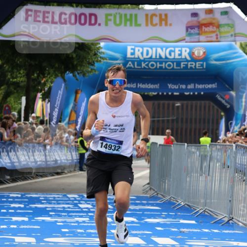 29.06.2025 - hella hamburg halbmarathon Strokosch-Dieckow http://msf.ph/oto/8298179 29.06.2025 10:17:52 Ziel 14932, 15166 meine-sportfotos.de