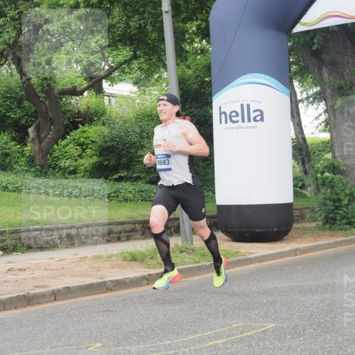29.06.2025 - hella hamburg halbmarathon KatJ http://msf.ph/oto/8298181 29.06.2025 10:13:42 Zwischen KM18-KM19 2459, 6816 meine-sportfotos.de