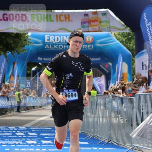 29.06.2025 - hella hamburg halbmarathon Strokosch-Dieckow http://msf.ph/oto/8298331 29.06.2025 10:17:21 Ziel 18694 meine-sportfotos.de