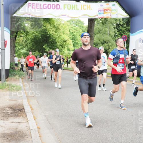 29.06.2025 - hella hamburg halbmarathon MichiJ http://msf.ph/oto/8298654 29.06.2025 10:34:29 Zwischen KM18-KM19 1070, 2138, 8668, 10208, 11021, 14262, 14449, 16127, 16136, 16466, 16475, 17332, 18211, 18476, 18702, 19105 meine-sportfotos.de