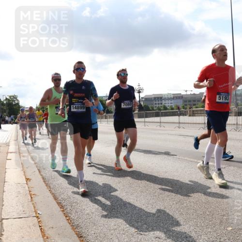 29.06.2025 - hella hamburg halbmarathon Lena Gebhardt http://msf.ph/oto/8298839 29.06.2025 09:46:55 Lombardsbrücke 14899, 7080, 5193, 1053, 1344, 1396, 1411, 1577, 1889, 2243, 2563, 3005, 3790, 3935, 4477, 4944, 5048, 5152, 5193, 5660, 6032, 6305, 6683, 7080, 7466, 7622, 7628, 7831, 7867, 8312, 8323, 9376, 9519, 10298, 10477, 10771, 10927, 10929, 11055, 11230, 11304, 11370, 11661, 11898, 12204, 12447, 12899, 12987, 13148, 13199, 13493, 13494, 13729, 13771, 13961, 13991, 14069, 14310, 14385, 15902, 16243, 16811, 16957 meine-sportfotos.de