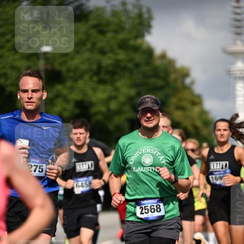 29.06.2025 - hella hamburg halbmarathon Dr. Thomas Lammeyer http://msf.ph/oto/8299138 29.06.2025 09:53:56 Kennedybrücke 1209, 1358, 1675, 1688, 1803, 1882, 2415, 2568, 2675, 2826, 3332, 4205, 4398, 4528, 4823, 5409, 5436, 5508, 5745, 5791, 5803, 6458, 6529, 6649, 7774, 8450, 8958, 9017, 9116, 9302, 9365, 9711, 10218, 10922, 11281, 11305, 11379 meine-sportfotos.de