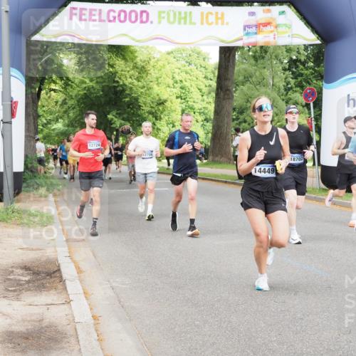 29.06.2025 - hella hamburg halbmarathon MichiJ http://msf.ph/oto/8299245 29.06.2025 10:34:31 Zwischen KM18-KM19 2138, 8668, 11021, 12724, 14062, 14262, 14449, 16127, 16136, 16466, 16475, 18476, 18702, 19105, 19127 meine-sportfotos.de