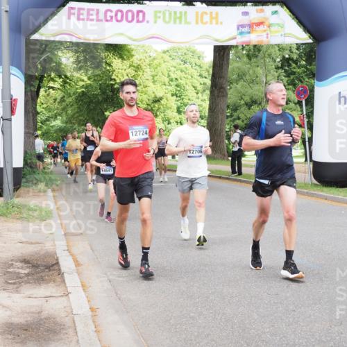 29.06.2025 - hella hamburg halbmarathon MichiJ http://msf.ph/oto/8299623 29.06.2025 10:34:32 Zwischen KM18-KM19 2138, 8668, 11021, 12706, 12724, 14062, 14262, 14449, 16127, 16136, 16466, 18476, 18702, 19105, 19127 meine-sportfotos.de