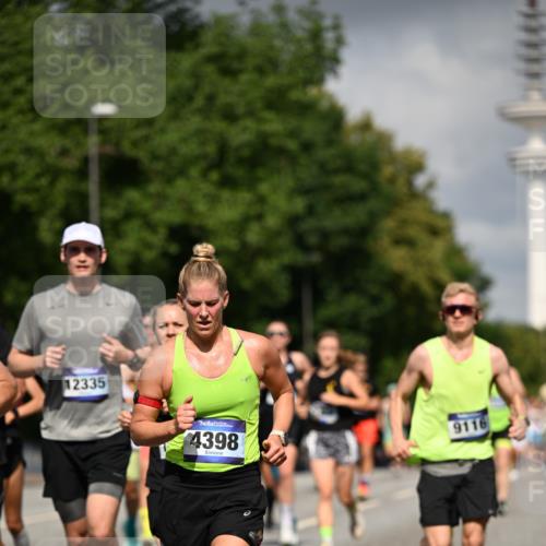 29.06.2025 - hella hamburg halbmarathon Dr. Thomas Lammeyer http://msf.ph/oto/8299643 29.06.2025 09:54:00 Kennedybrücke 1209, 1358, 1675, 1688, 1697, 1882, 2568, 2675, 2826, 3332, 3626, 4205, 4229, 4380, 4398, 4823, 5409, 5508, 5745, 6458, 6529, 6649, 6686, 6687, 7026, 7774, 8450, 8958, 9017, 9116, 9302, 9365, 10218, 10783, 10922, 11281, 11305, 11379 meine-sportfotos.de