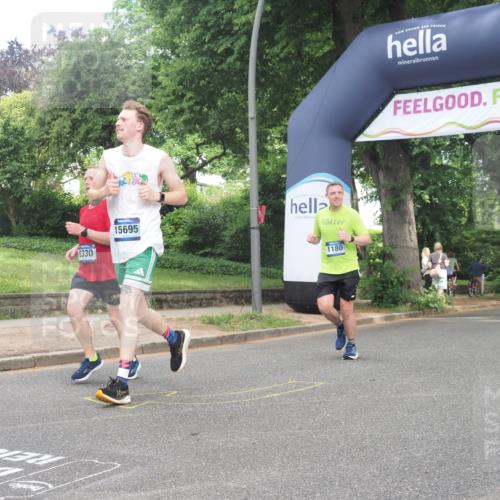 29.06.2025 - hella hamburg halbmarathon KatJ http://msf.ph/oto/8299828 29.06.2025 10:43:11 Zwischen KM18-KM19 1180, 8330 meine-sportfotos.de